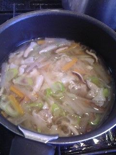 余り物野菜でスープ?うどん?-レシピのメイン写真