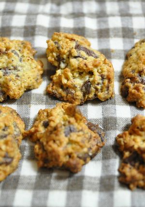 チョコとナッツとオートミールのクッキー-レシピのメイン写真