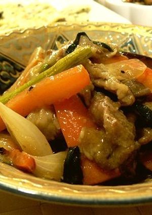 豚薄切り肉で野菜炒め・しょうが風味で-レシピのメイン写真