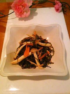 切り昆布とツナの炒め煮-レシピのメイン写真