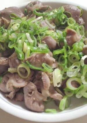 砂肝(砂ズリ)のニンニクポン酢ネギまみれ-レシピのメイン写真