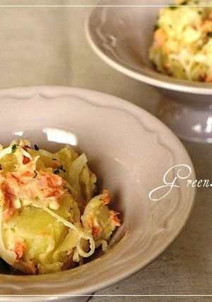 夕食のあと１品に❤鮭とじゃがいものサラダ-レシピのメイン写真