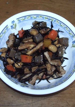 かんたんひじき（味つきこんぶ豆利用）-レシピのメイン写真