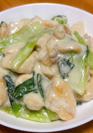 鶏むね肉と青梗菜のクリーム煮込み-レシピのメイン写真
