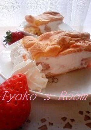 ♡゚・いちごのシューケーキ・゚♡-レシピのメイン写真