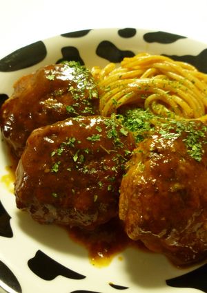 キャベツ煮込みハンバーグ★スパゲティ添え-レシピのメイン写真