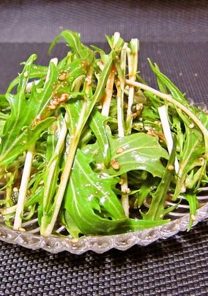 あと一品に！さっぱりピリ辛水菜のサラダ-レシピのメイン写真