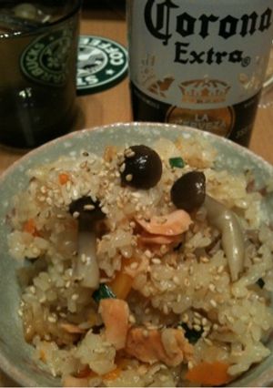 鮭ときのこの炊き込みご飯。-レシピのメイン写真