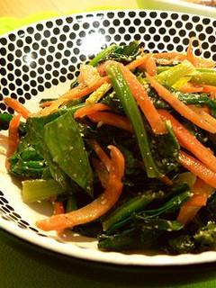 ルクエでほうれん草とにんじんのゴマ酢和え-レシピのメイン写真