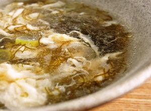 ふわふわ卵ともずくの中華風スープ-レシピのメイン写真