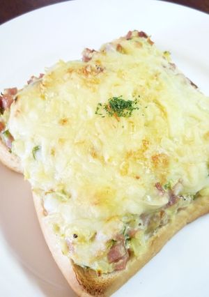 野菜たっぷりピザトーストv(^∀^*)-レシピのメイン写真