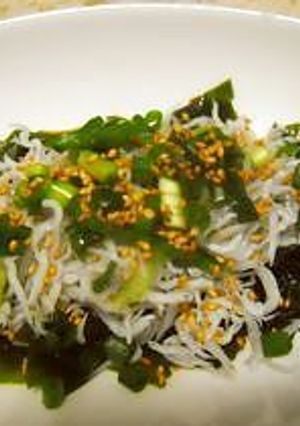 さっぱり箸休め♡ワカメ＆しらす＆胡麻-レシピのメイン写真