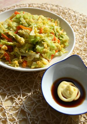 キャベツと人参の卵炒め~マヨ醤油で❤-レシピのメイン写真
