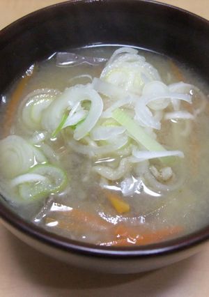 千切り野菜いっぱい豚汁♪-レシピのメイン写真
