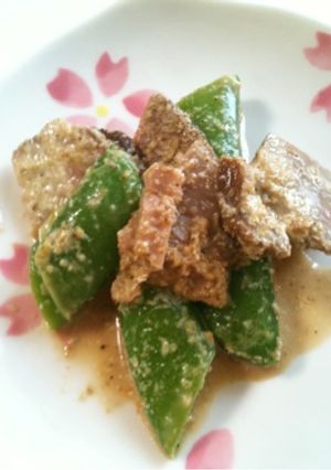 煮豚とスナップえんどうの胡麻マヨ和え-レシピのメイン写真