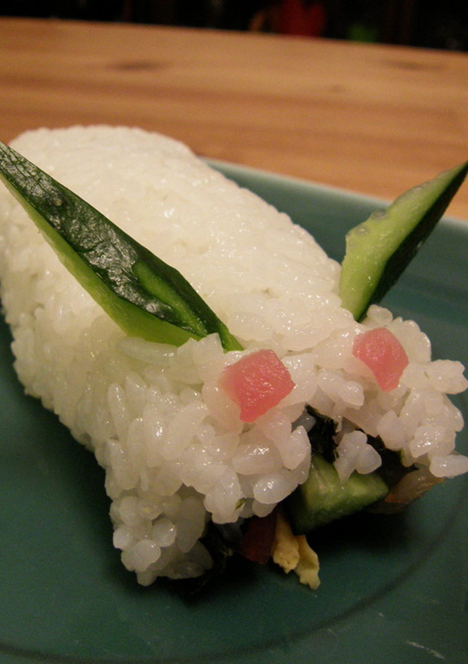 簡単！巻きすいらず☆うさぎの恵方巻-レシピのメイン写真