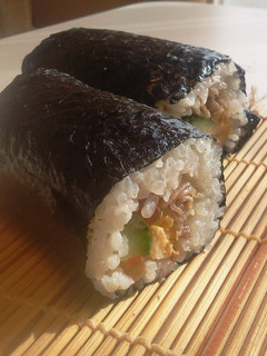 4っの具材で2012も*恵方巻き♪-レシピのメイン写真