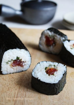 まぐろユッケとセロリのアレンジ恵方巻き-レシピのメイン写真