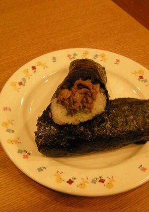 お肉で巻き寿司♪-レシピのメイン写真