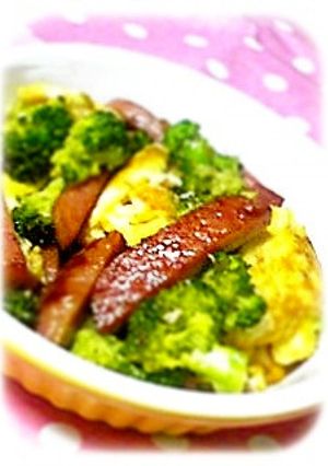 おさかなバーグとブロッコリーのマヨ炒め-レシピのメイン写真