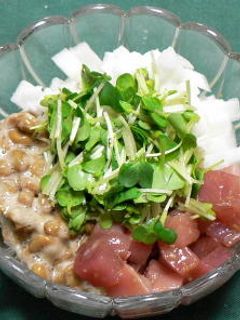 マグロ・長芋・納豆・かいわれ菜のおつまみ-レシピのメイン写真