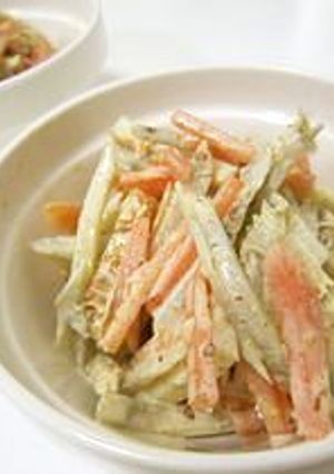 ごぼうとにんじんのアーモンドマヨサラダ-レシピのメイン写真