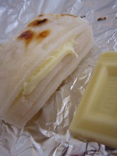 焼き餅にチョコ♪-レシピのメイン写真