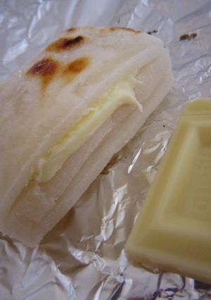 焼き餅にチョコ♪-レシピのメイン写真