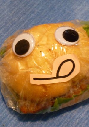 お手軽キャラ弁★ハンバーガーマン-レシピのメイン写真