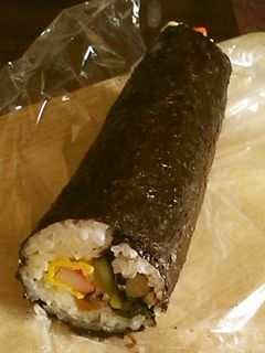 ラップで巻き寿司 恵方巻きに。。-レシピのメイン写真