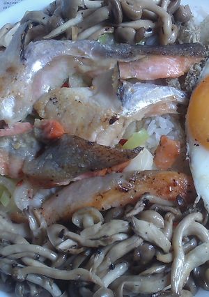 ひゃくまん穀でカフェ丼V3〜銀鮭のアラ-レシピのメイン写真