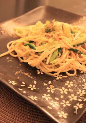 弟がよくつくってた小松菜とツナのパスタ-レシピのメイン写真