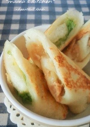 手づかみ☆幼児食☆食パンde簡単春巻き風-レシピのメイン写真