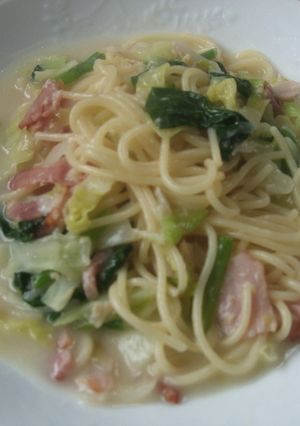 ほうれん草とベーコンのスープパスタ-レシピのメイン写真