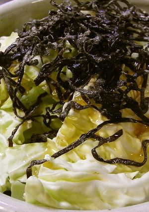 キャベツのつまみ（塩昆布＆ごま油）-レシピのメイン写真
