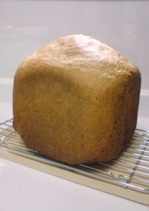 ツインバードＨＢで　ミロとくるみの食パン-レシピのメイン写真