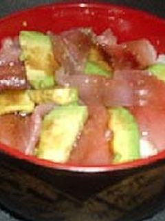 まぐろアボガド丼-レシピのメイン写真