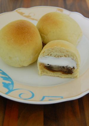 金時豆と生クリームのパン-レシピのメイン写真