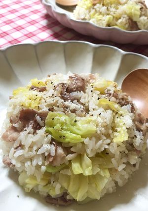 キャベトン(´Θ ｀コンソメ炒飯-レシピのメイン写真