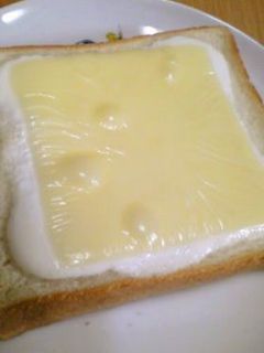 チーズケーキみたい♪ヨーグルトトースト-レシピのメイン写真