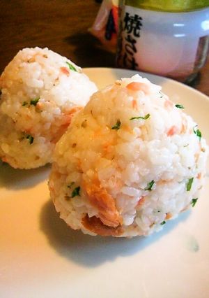 鮭と水菜のおにぎり☆-レシピのメイン写真