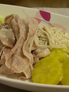 豚肉の簡単蒸ししゃぶ★さつまいもが美味-レシピのメイン写真