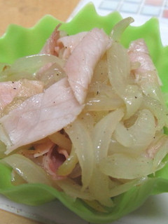 簡単★生ハムと玉ねぎ炒め お弁当-レシピのメイン写真