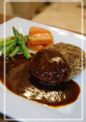 Happy♪洋食屋さん風♡ハンバーグ*-レシピのメイン写真