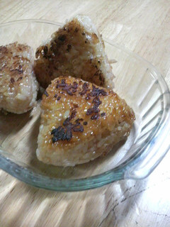 バターが香る☆パパッと焼おにぎり-レシピのメイン写真