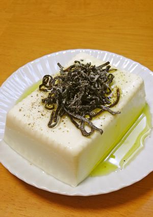 豆腐のつまみ（塩昆布＆オリーブオイル）-レシピのメイン写真