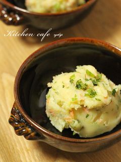 鮭フレークポテトサラダ-レシピのメイン写真