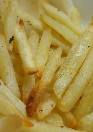 簡単ヘルシー！！家の冷凍ポテトの揚げ方-レシピのメイン写真