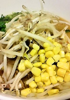 スープも具材も!同時に作るみそラーメン-レシピのメイン写真