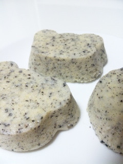 レンジで簡単☆幼児食黒ゴマ豆乳蒸しパン-レシピのメイン写真